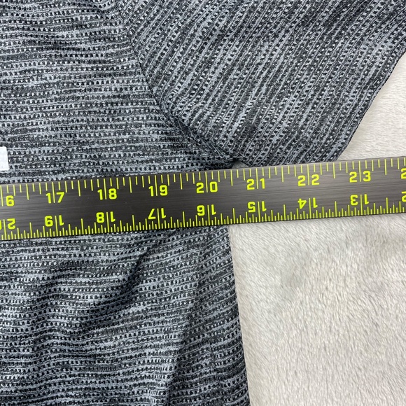 NFL Team Apparel New England Patriots Active Wear Short Sleeve Tee Shirt Men's L - Picture 4 of 6